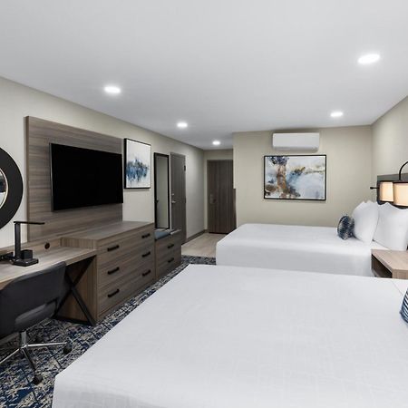 Wyndham Dfw Airport Hotel Irving Exterior photo